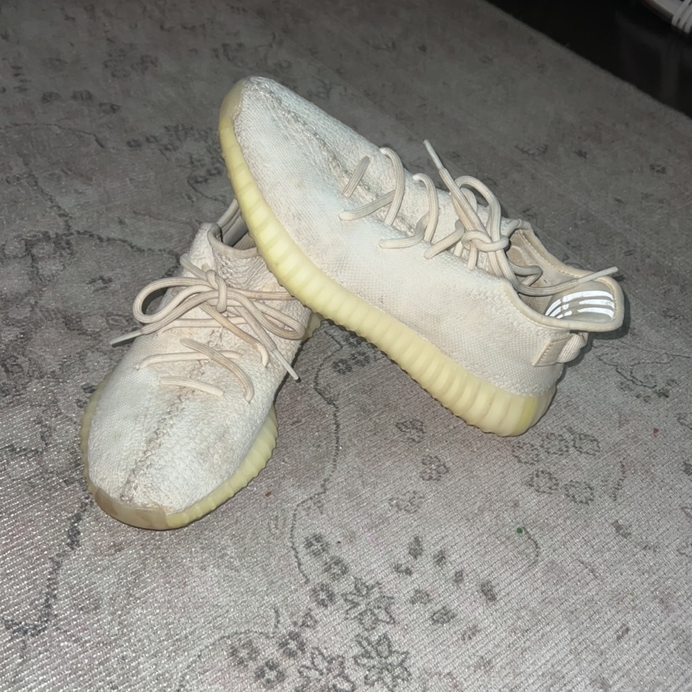 Triple White Yeezy